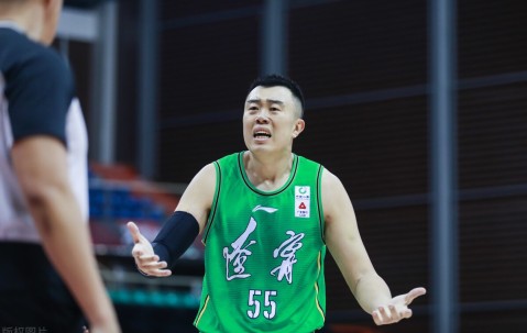 九游会-拜仁慕尼黑迎CBA常规赛关键赛；今夜迎来里程碑；话题不断；球探报告显示潜力的简单介绍