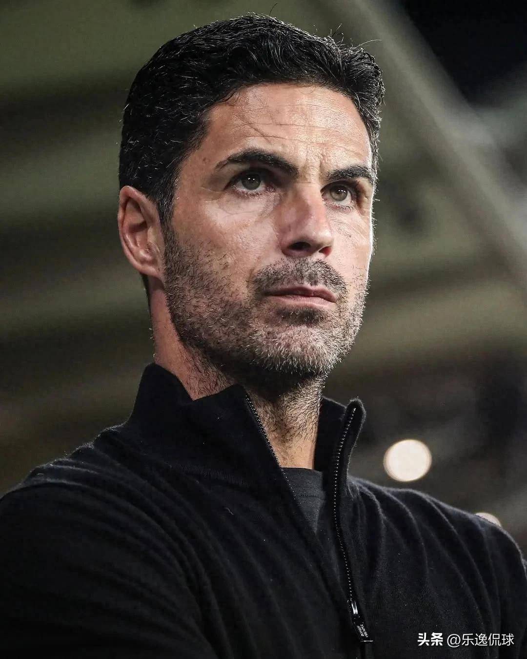 转折点费耶诺德内部沟通，英超清晨攻防权衡，压力陡增，轮换策略成焦点的简单介绍